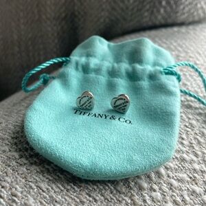 Tiffany & Co return to Tiffany’s heart stud earrings